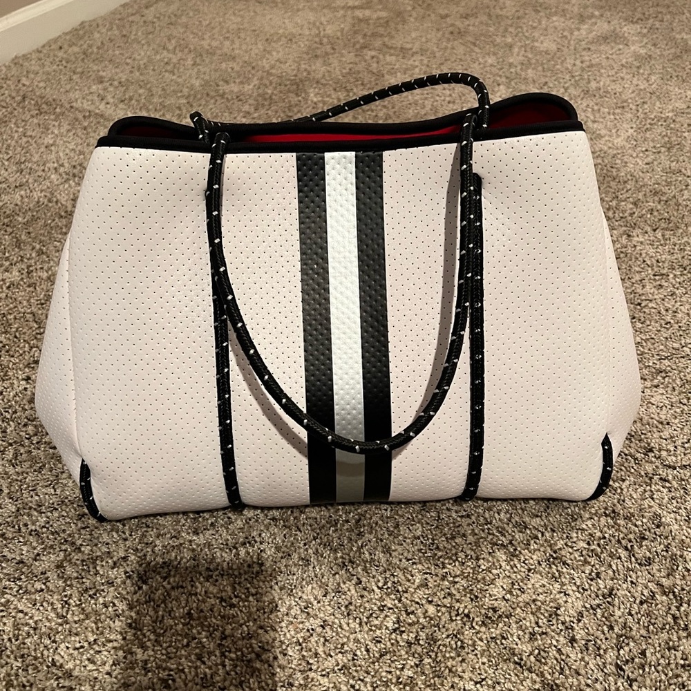 Haute Shore Tote with Clutch